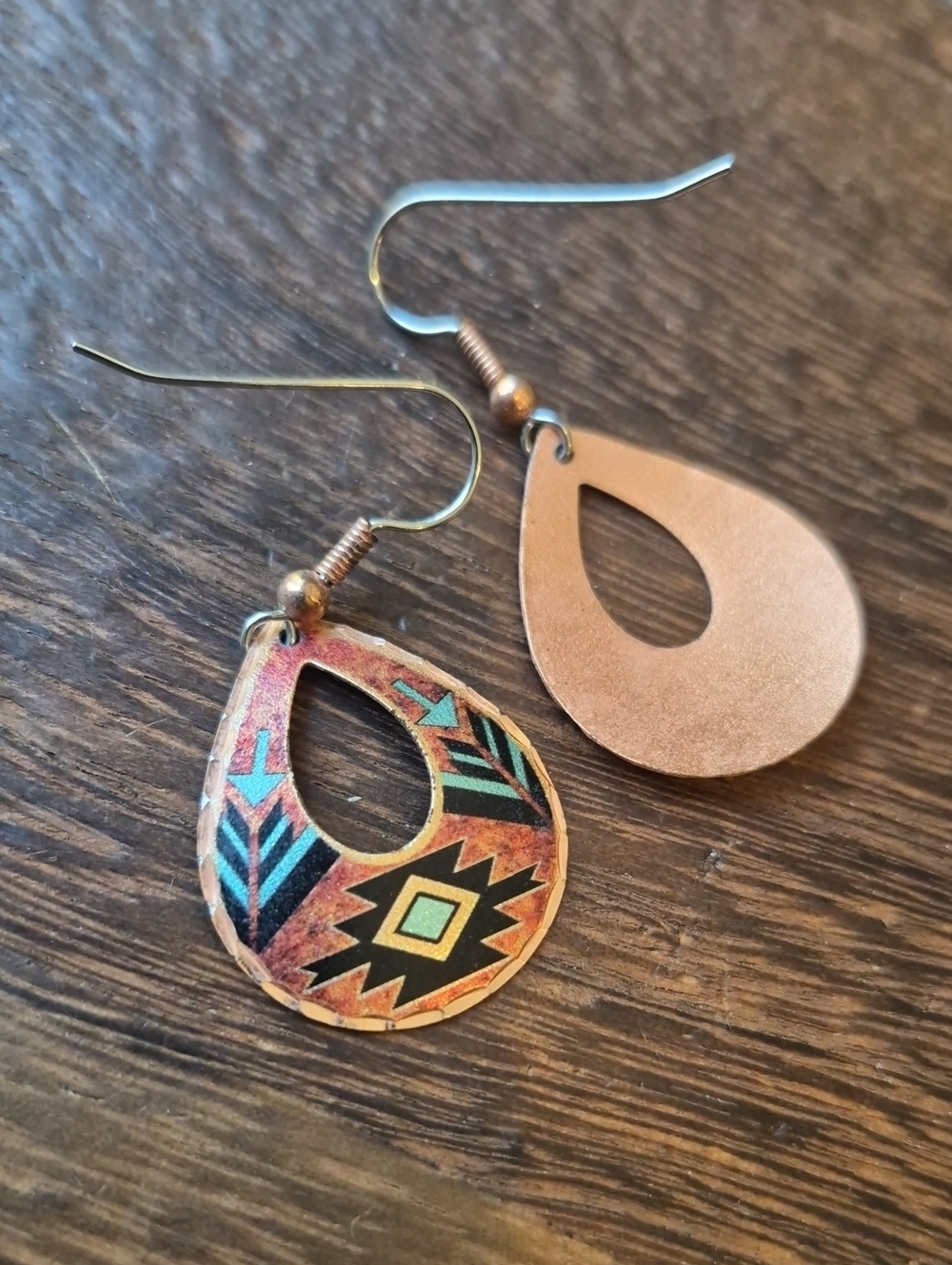 Southwestern Aztec Print Copper & Silver Tone Tear Drop Dangle Earrings - Picture 5 of 7